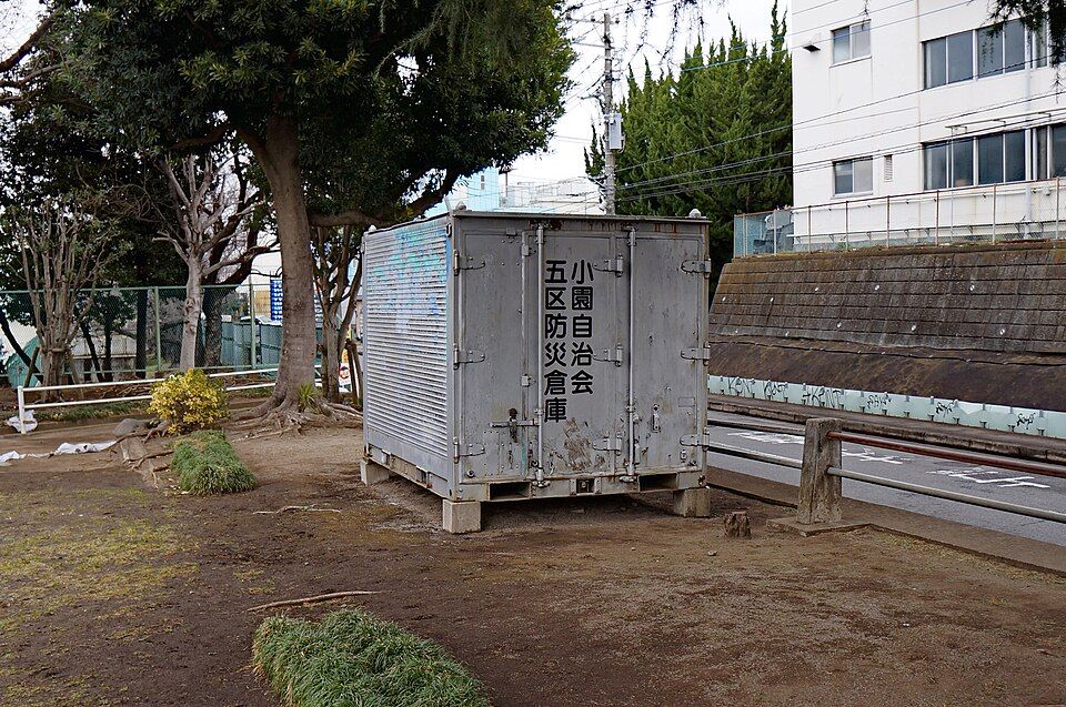 自治会の防災倉庫の例